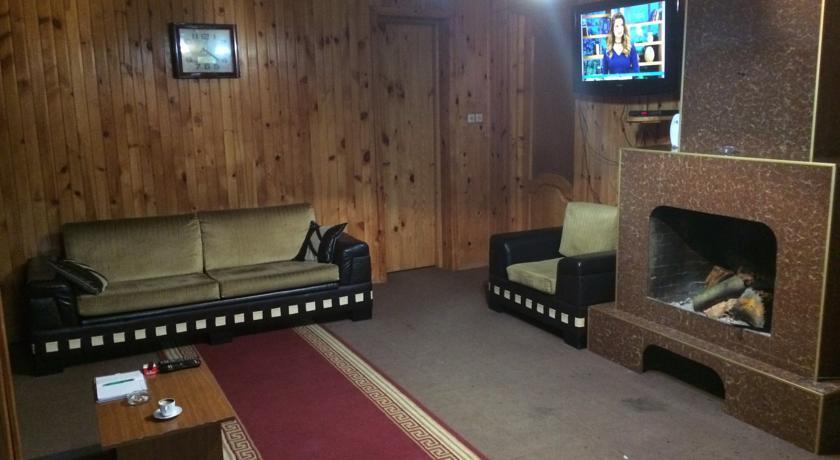 Zebo Hotel Батуми Екстериор снимка
