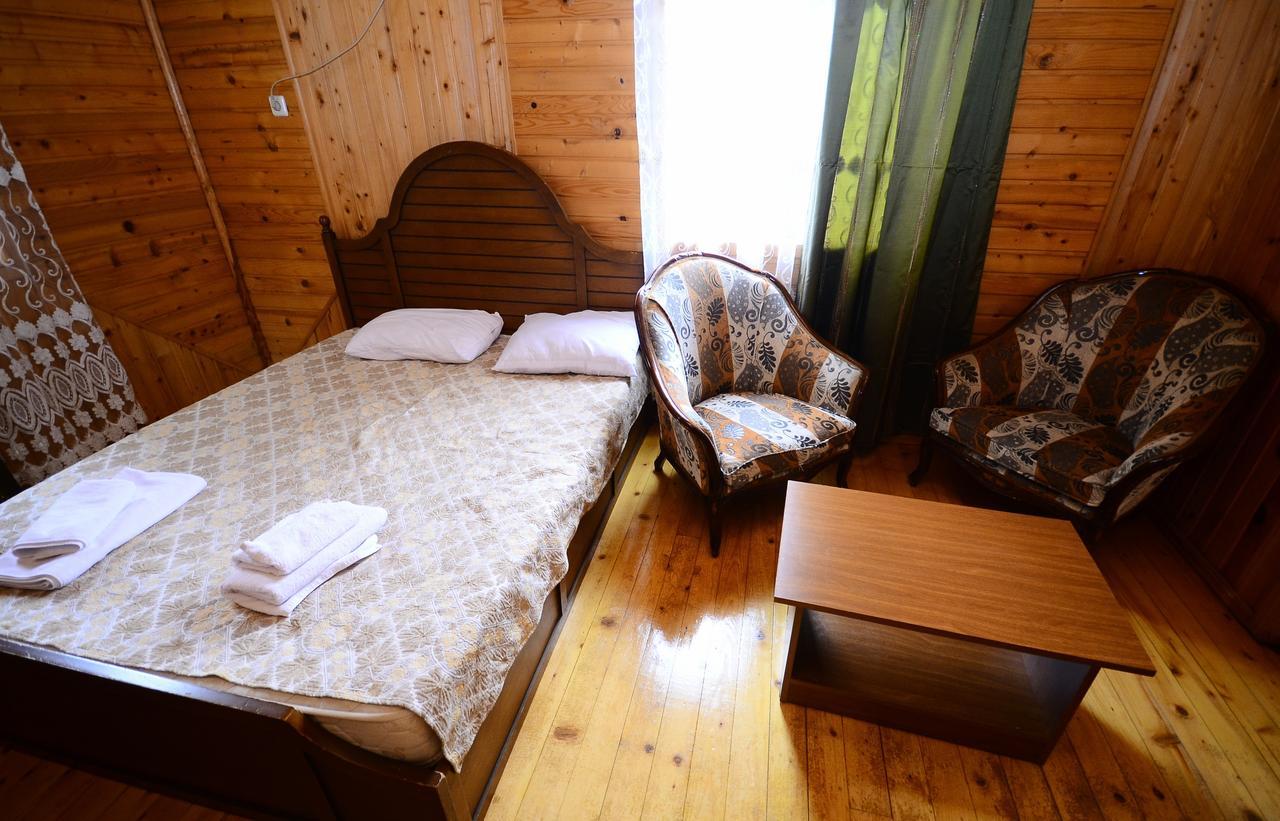 Zebo Hotel Батуми Екстериор снимка